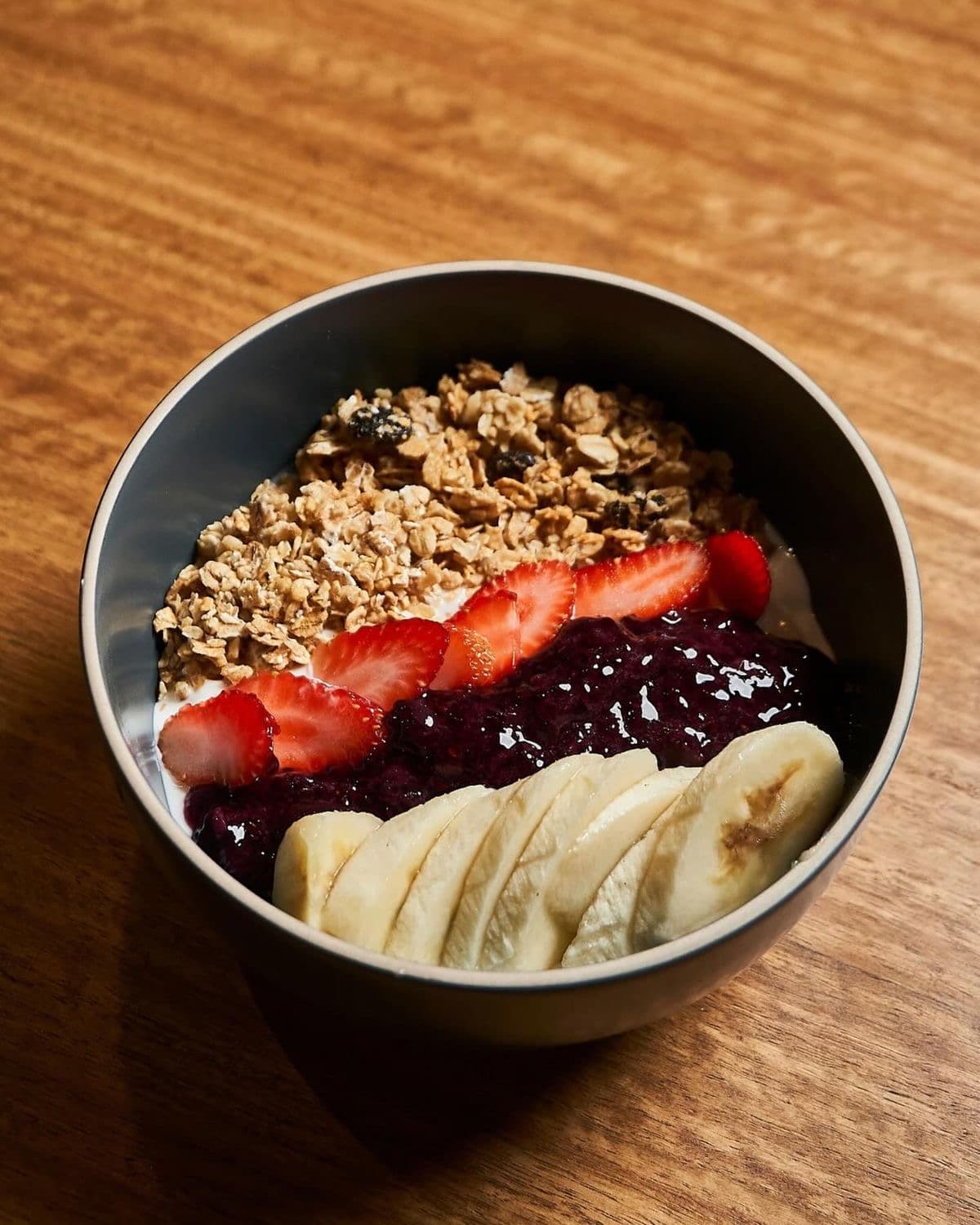 Bowl de yogurt natural